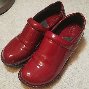 BOC by Born Patent Leather Red Clogs Size 8